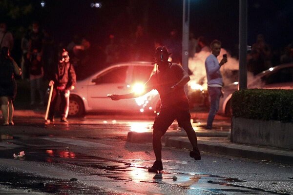 اعتراضات در یونان با دخالت پلیس به خشونت کشیده شد