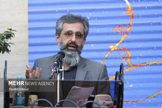 سخنرانی پیام شرقی، فرزند زنده یاد طوبی تهرانی در مراسم گرامیداشت زنده یاد دکتر طوبی کرمانی