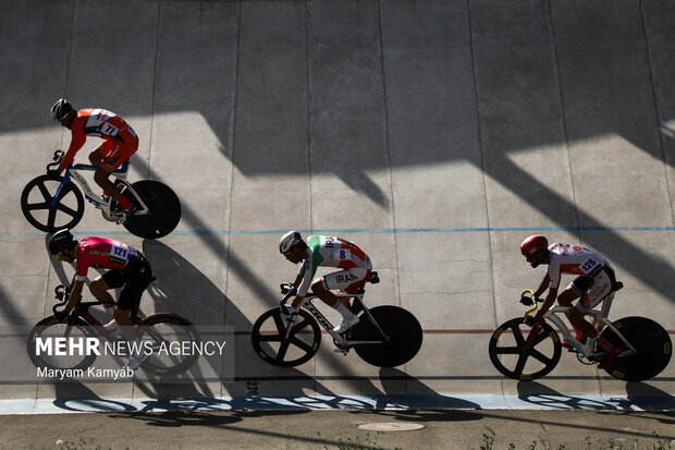 رقابت های دوچرخه سواری پیست قهرمانی کشور در بخش آقایان در پیست دوچرخه سواری ورزشگاه آزادی برگزار شد.