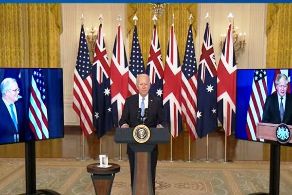 آمریکا با انگلیس و استرالیا توافق همکاری سه جانبه امضا کرد