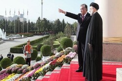 الرئيس الايراني يصل مدينة كولاب جنوب طاجيكستان