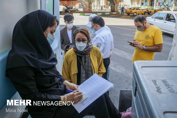 واکسیناسیون سیار در روز ملی اورژانس در تبریز