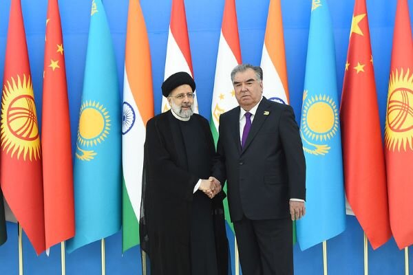 Rahmon thanks Raeisi for attending  SCO summit in Dushanbe