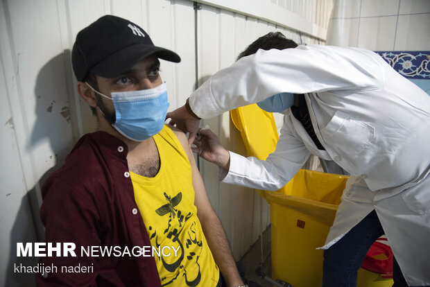 واکسیناسیون کرونا در اصفهان