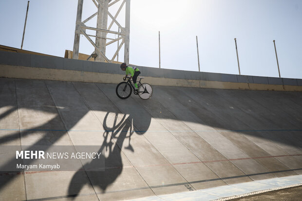 Iran women's track cycling competitions held in Tehran
