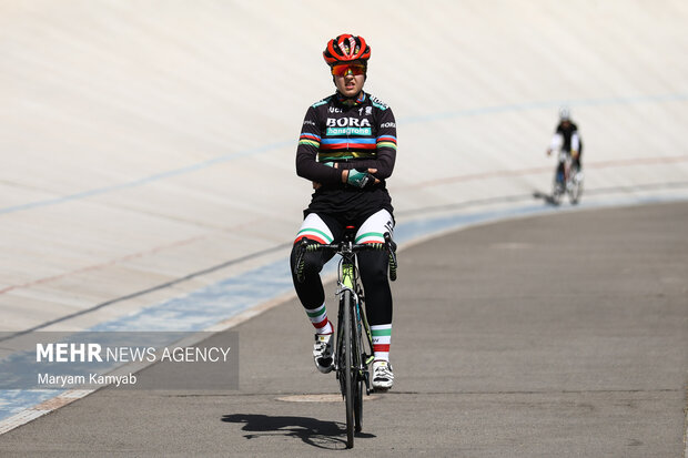 Iran women's track cycling competitions held in Tehran
