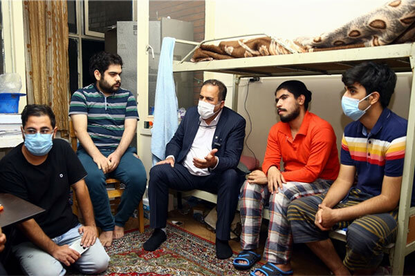 سرپرست دانشگاه علوم پزشکی تهران از مجتمع خوابگاهی کوی بازدید کرد