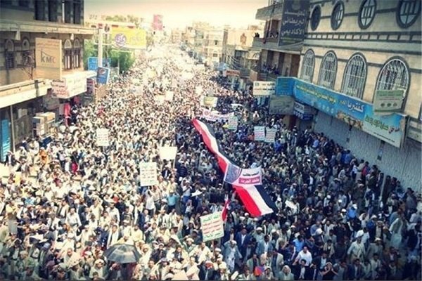 مردم یمن در استان «صعده» و مناطق دیگر تظاهرات گسترده برگزار کردند