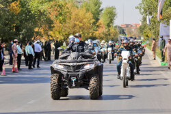 رژه نمادین موتورسواران قانونمند در سنقر و کلیایی