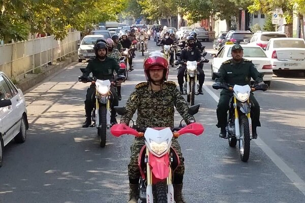 رژه یگان‌های خودرویی نظامی، انتظامی و مرزبانی در آستارا