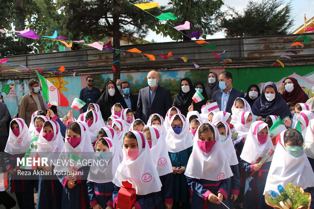 Start of new school year in Iran by Ghalibaf