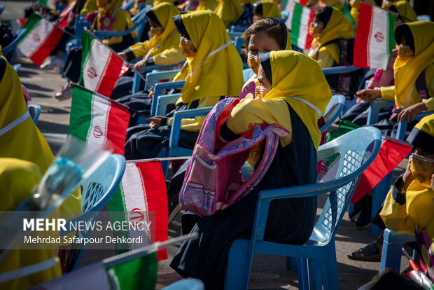 آیین بازگشایی مدارس و جشن شکوفه ها