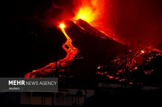 تخلیه ۵ هزار نفر در پی فوران آتشفشان در جزایر قناری