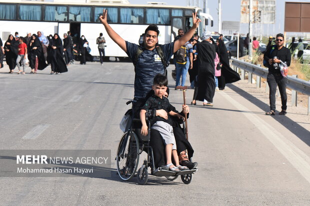 ازدحام زائران اربعین در مرز شلمچه