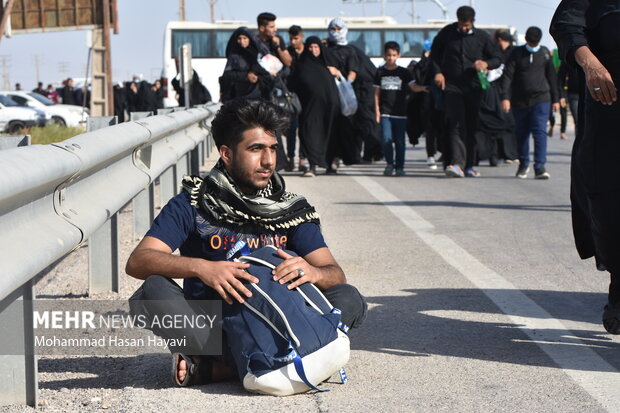 ازدحام زائران اربعین در مرز شلمچه