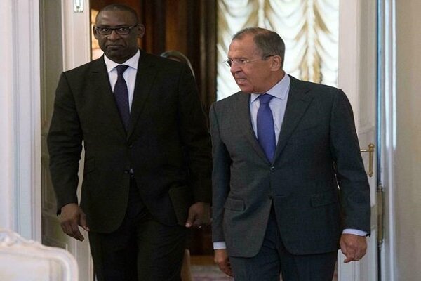 وزیر خارجه مالی: خواهان توسعه همکاری امنیتی با روسیه هستیم