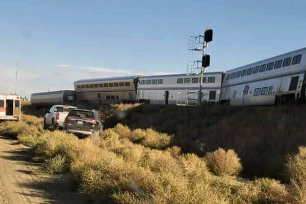 Three killed in train derailment in Montana