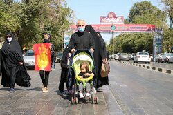 حضور مردم قزوین در راهپیمایی دلدادگان حسینی