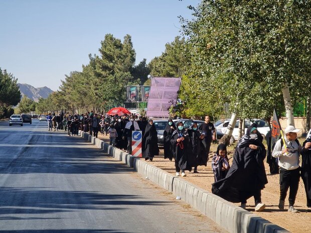 راهپیمایی «جاماندگان اربعین» در مسیر شماره یک گلستان برگزار شد