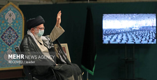 Leader at recitation ceremony of Arbaeen supplications
