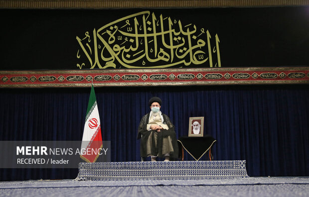 Leader at recitation ceremony of Arbaeen supplications
