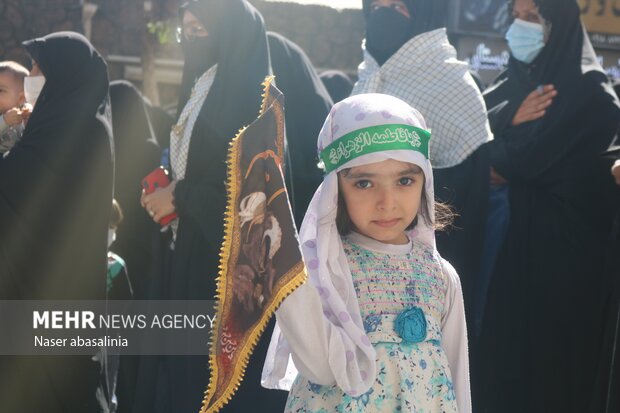 راهپیمایی جاماندگان اربعین حسینی در سمنان برگزار شد 
