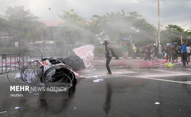 درگیری معترضان تایلندی با پلیس