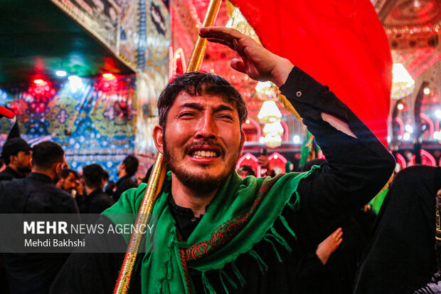 وداع زائران اربعین حسینی با کربلا