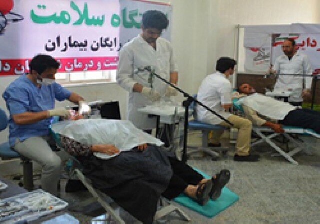 خدمات درمانی گروه جهادی شهید همدانی برای ۵۰۰ نفر