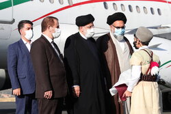 Raeisi welcomed by people of Kohgiluyeh and Boyer-Ahmad