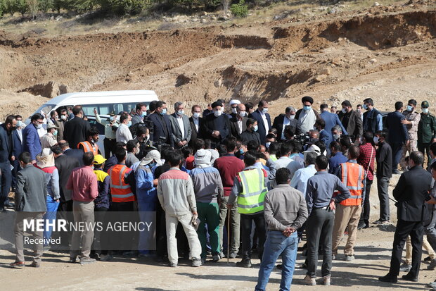 Raeisi welcomed by Kohgiluyeh and Boyer-Ahmad people