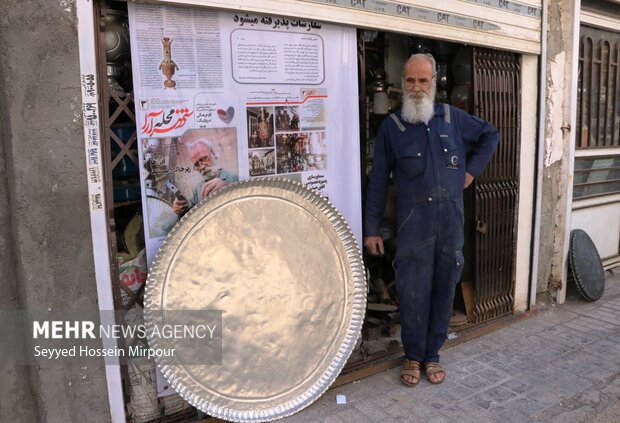 هنر پیکر تراشی بر روی سماور