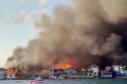 Hundreds flee as fire ravages Honduras island of Guanaja