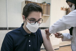 والدین نگران عوارض واکسن کرونا نباشد/ واکسینه شدن ۴۵ درصد دانش آموزان کرمانی