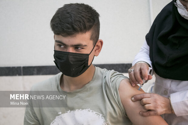حدود۴۰درصد مردم آذربایجان‌شرقی هر ۲دُز واکسن کرونا را تزریق کردند