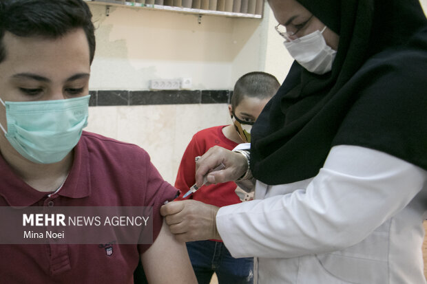 آذربایجان‌شرقی رتبه اول واکسیناسیون دوز سوم کرونا را در کشور دارد