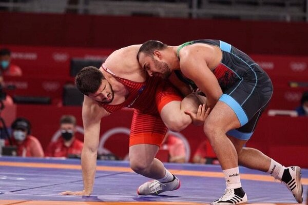 Zare wins Iran's 2nd gold medal in World Wrestling C'ships 