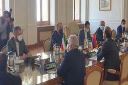 Iranian, Armenian FMs hold meeting in Tehran