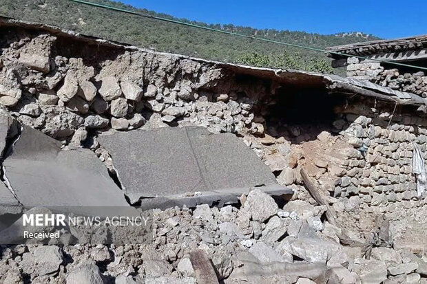 Magnitude 5.7 quake jolts Iran's Chaharmahal and Bakhtiari
