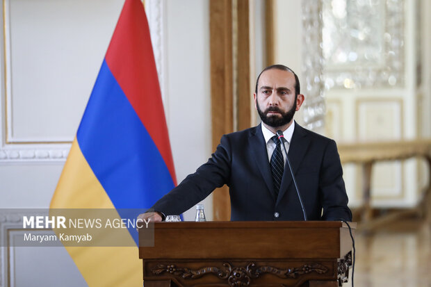 اجتماع وزيري خارجية إيران وأرمينيا/ بالصور