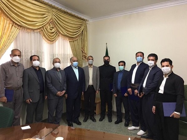 حکم انتصاب ۶ شهردار از سوی استاندار کرمانشاه امضاء شد