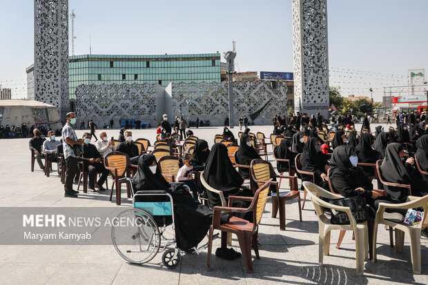 Mourning ceremony for Prophet, Imam Hassan in Tehran