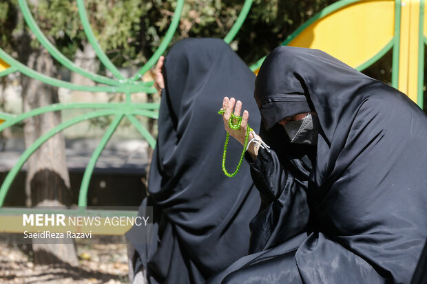 مراسم عزاء وفاة الرسول واستشهاد الإمام الحسن المجتبى (ع) في طهران/ بالصور