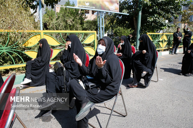 مراسم عزاء وفاة الرسول واستشهاد الإمام الحسن المجتبى (ع) في طهران/ بالصور