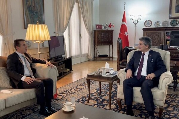 Azerbaycan'ın yeni Tahran Büyükelçisi, Türk Büyükelçi ile görüştü