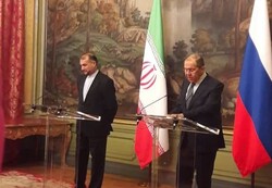 ایران پابندیوں کے شکار ممالک کا باہمی اتحاد قائم کرنا چاہتا ہے، ایرانی وزیر خارجہ