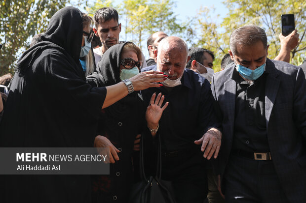 Funeral ceremony of Iranian actor Fathali Oveisi