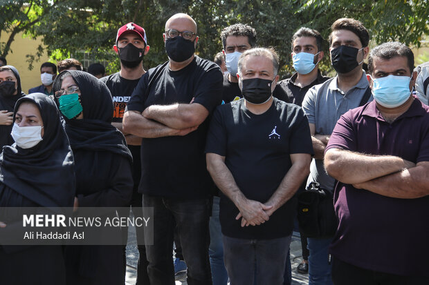 Funeral ceremony of Iranian actor Fathali Oveisi