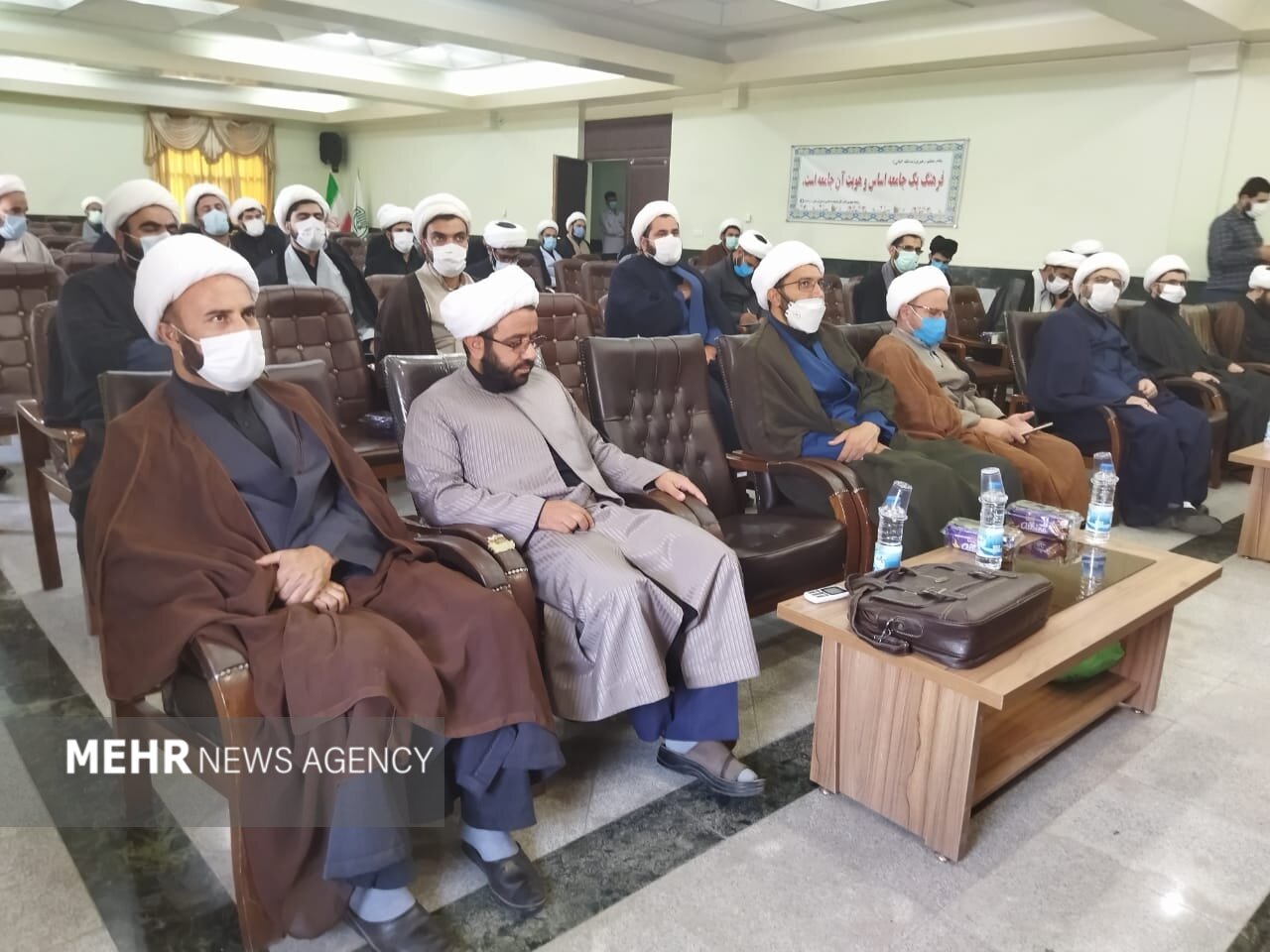 نشست روحانیون لرستان با معاون سازمان تبلیغات اسلامی برگزار شد