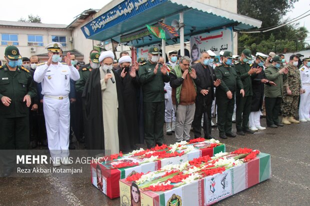 تشییع پیکر دو شهید تازه تفحص‌شده دوران دفاع‌مقدس در شهر باران